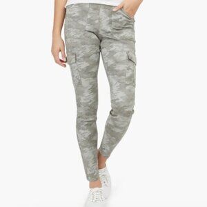 BRAND NEW SPANX Womens Stretch Twill Ankle Cargo Pant in Size Petite Small Camo